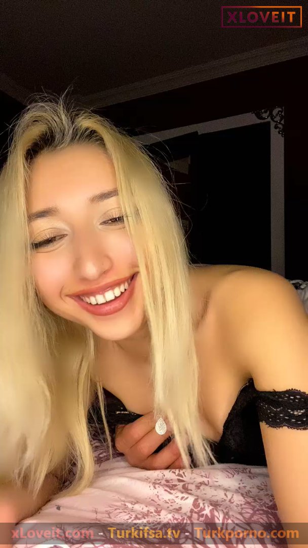 Genç sex Çıtır canlı yayında sevgilisi pompaladı ama göstermedi